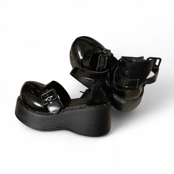 Black Platform Buckle Shoes - Picture 3 of 4